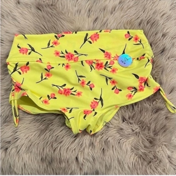 PINK Victoria's Secret Other - Pink VS Gym/Pool Shortie